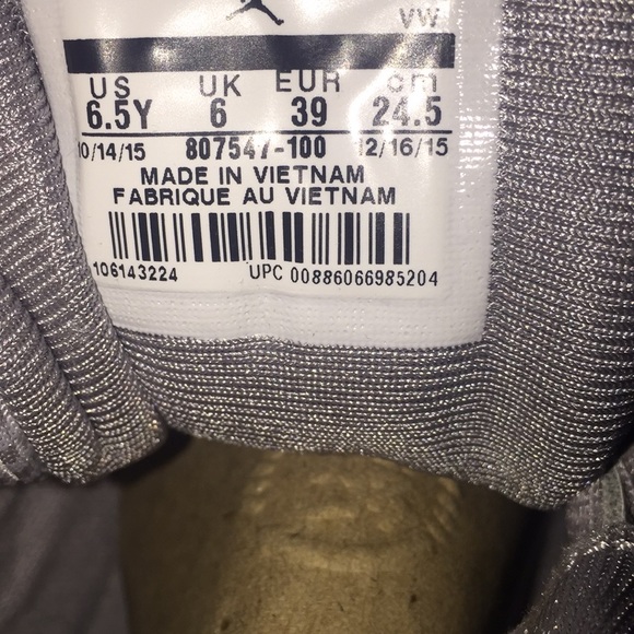 Jordan’s 🖤 - Picture 3 of 3